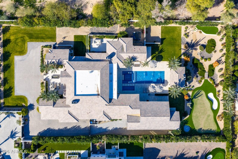 MLS - 6830 E Hummingbird Lane - Paradise