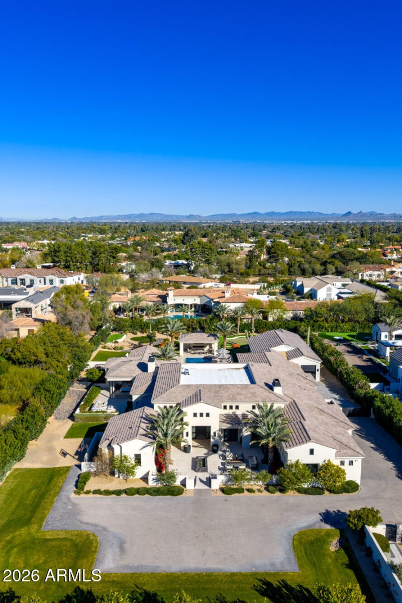 MLS - 6830 E Hummingbird Lane - Paradise