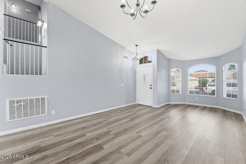 12523 W Roanoke Ave-09