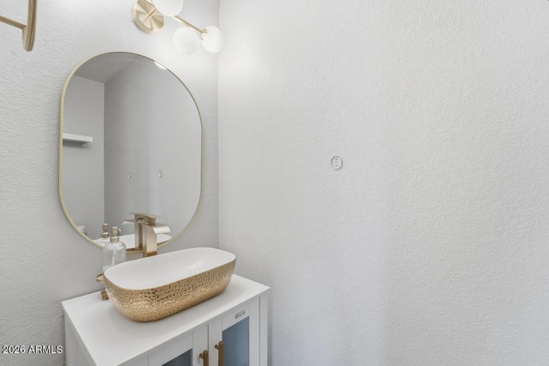 12523 W Roanoke Ave-31