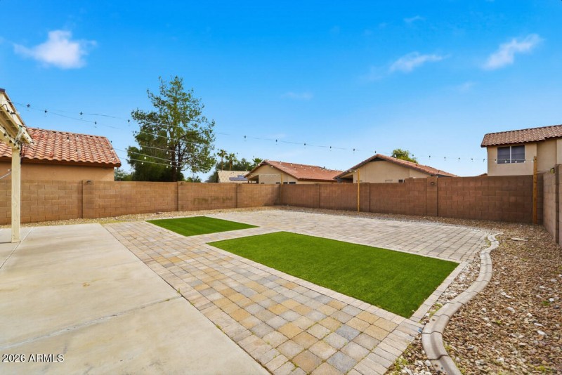 12523 W Roanoke Ave-55