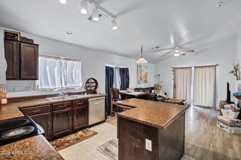 22258 W Twilight Trail-8