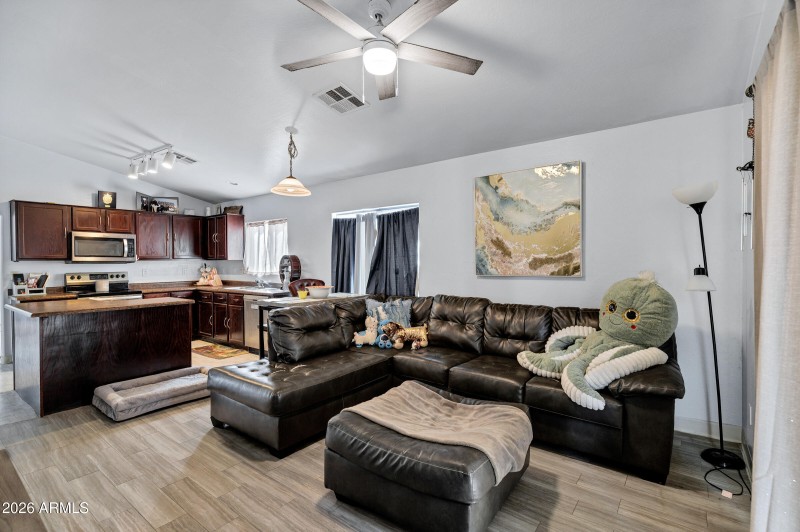 22258 W Twilight Trail-13