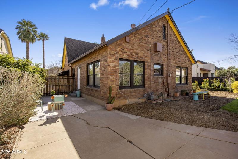 5-web-or-mls-D46A4285