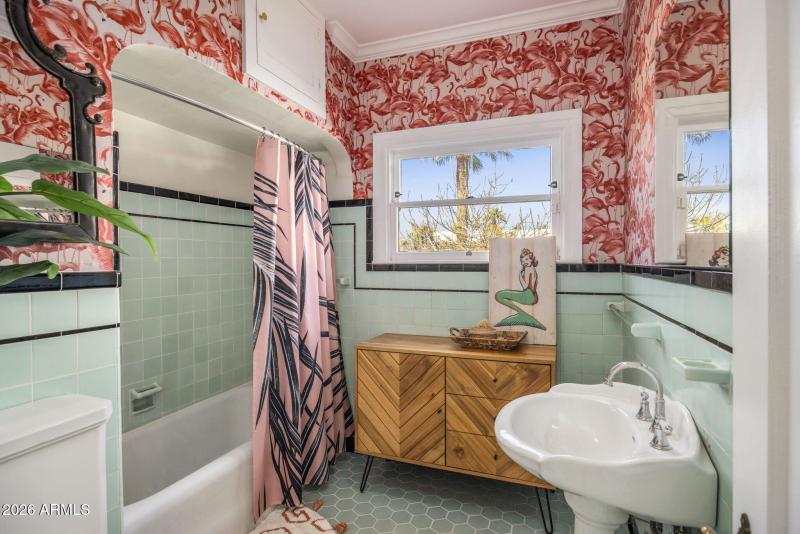 29-web-or-mls-D46A4422