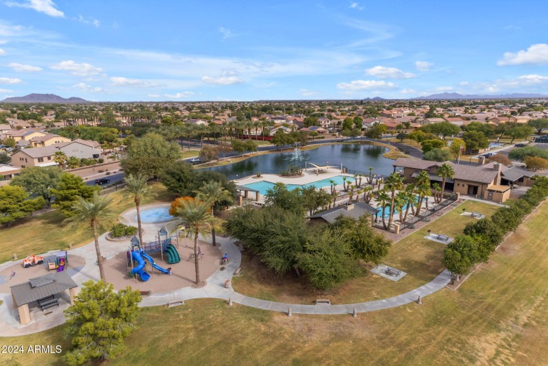 49-web-or-mls-49_525_a4m_mc