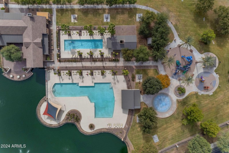 47-web-or-mls-47_515_a4m_mc