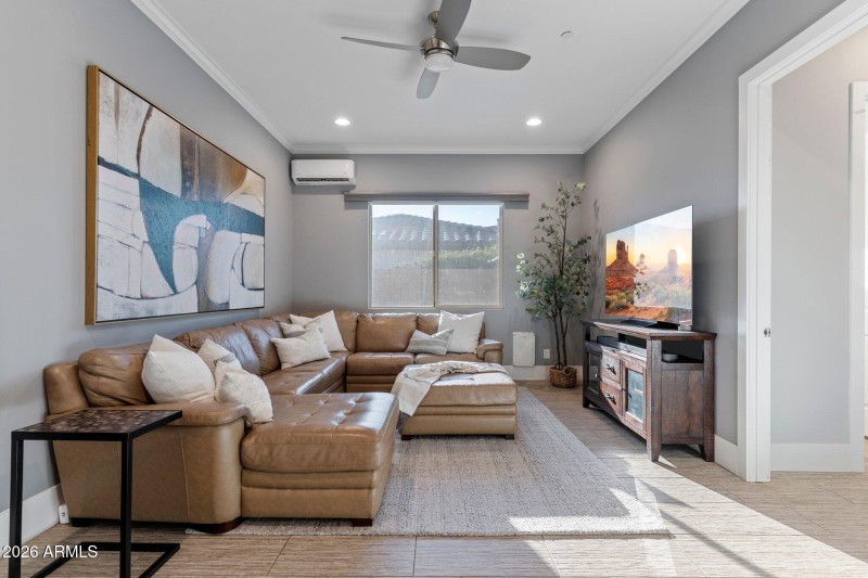 Versatile Bonus Room for