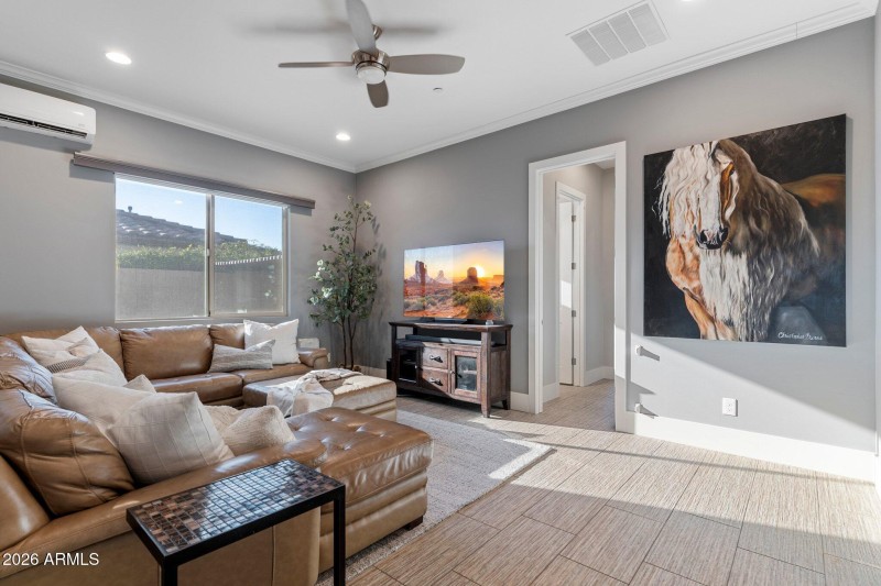 A Secondary Social Hub!