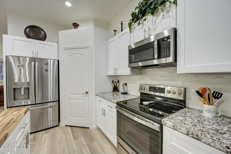 17929 W Buena Vista Dr-7