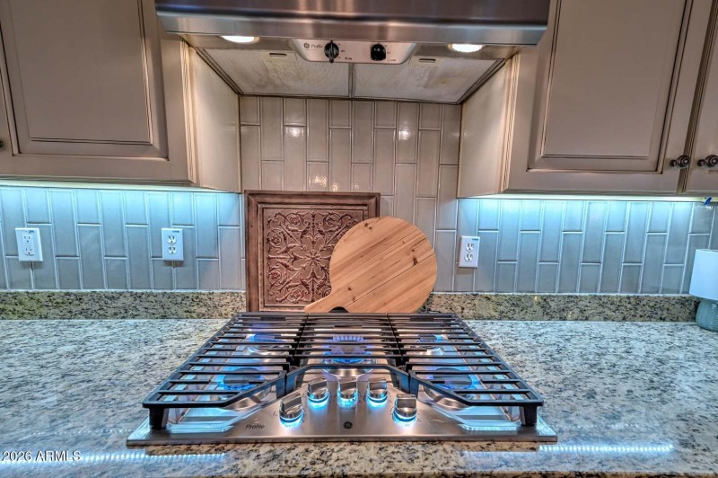 Night-Kitchen Gar Stove