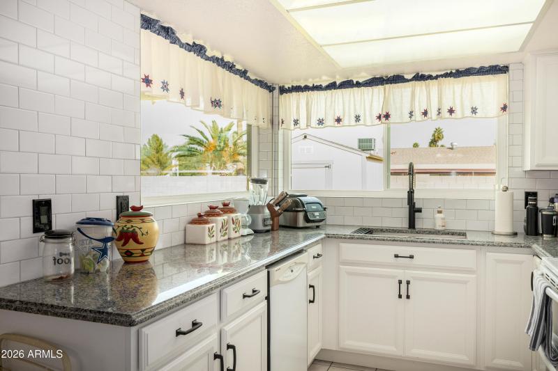 698d51_ 16 - El Alba