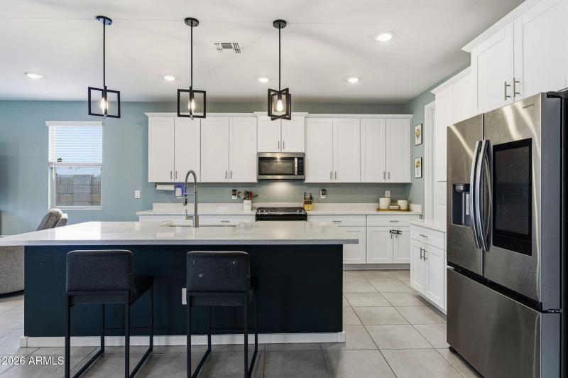 19-web-or-mls-35175 W Marin Ave-19