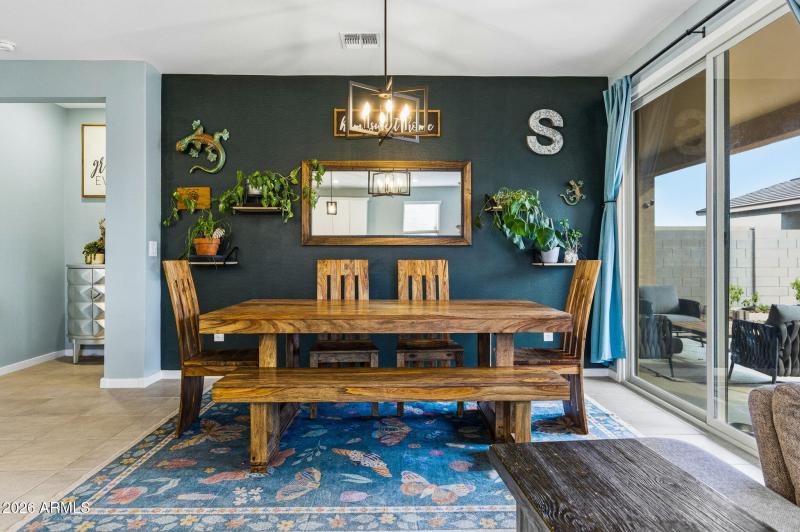 22-web-or-mls-35175 W Marin Ave-22