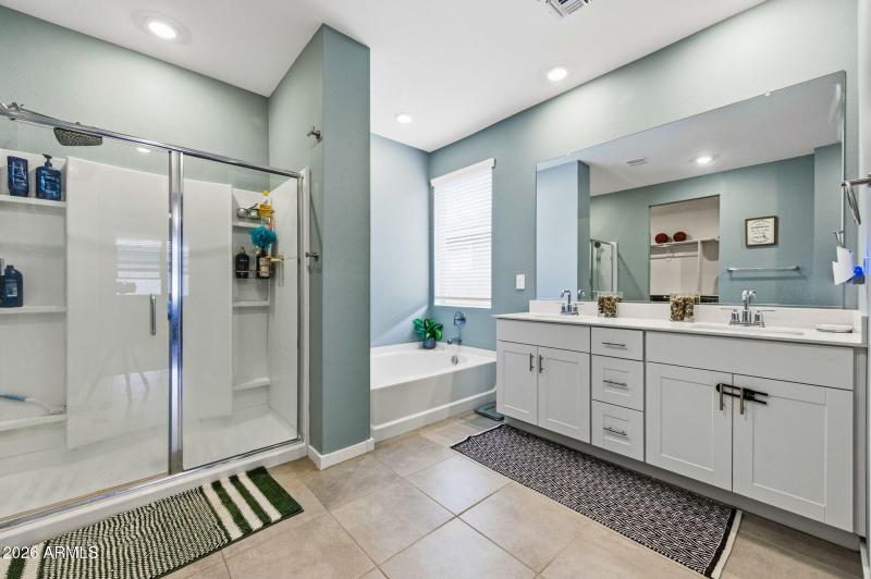 27-web-or-mls-35175 W Marin Ave-27