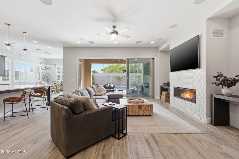 8_img_8799_with_fire