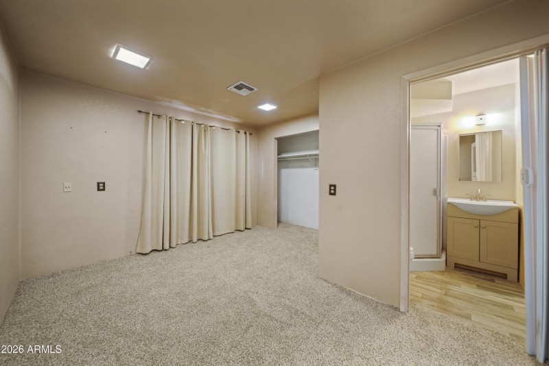 835 W. Palo Verde Drive 00002