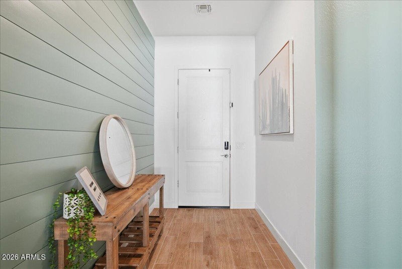 05-10850 E Trent Ave_RedHogMedia