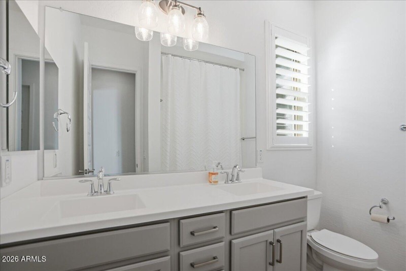 29-10850 E Trent Ave_RedHogMedia