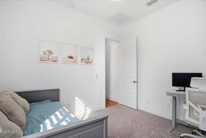 33-10850 E Trent Ave_RedHogMedia