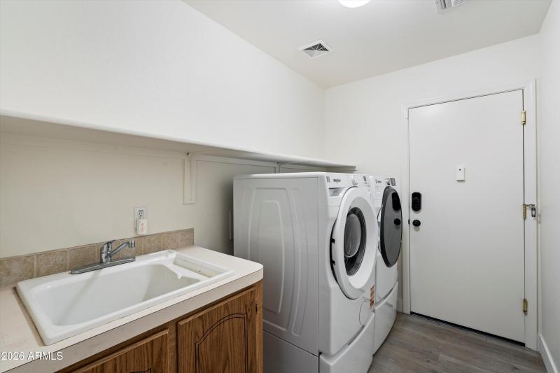 24-Laundry Room