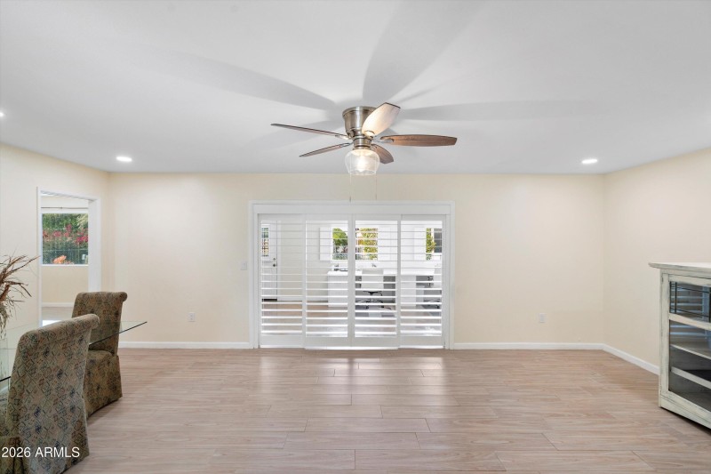 07-Living and Dining