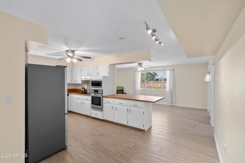 11-Kitchen and Family