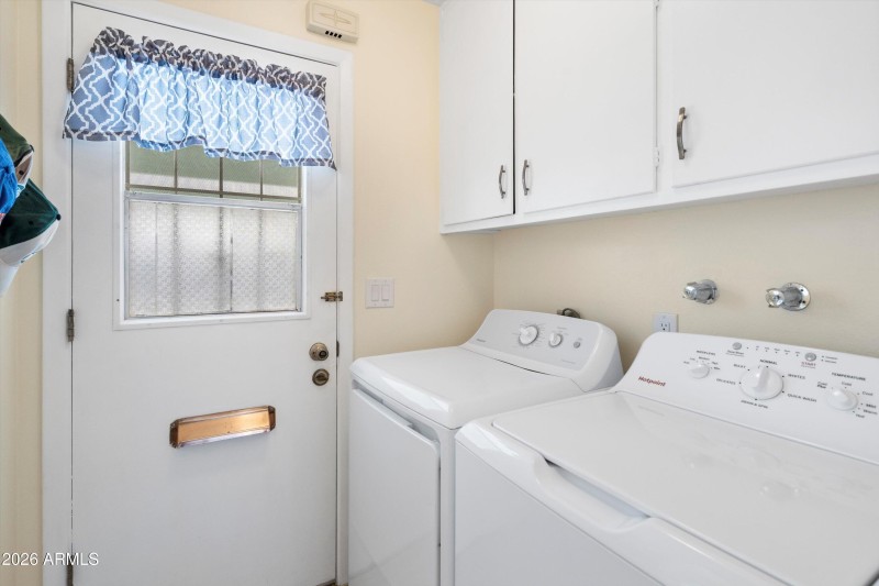 35-Laundry Room