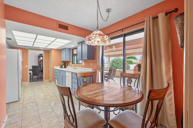 24_12611_W_Butterfield_Dr24_mls