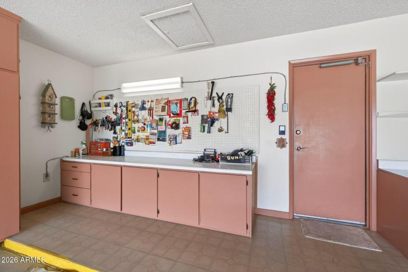 41_12611_W_Butterfield_Dr41_mls