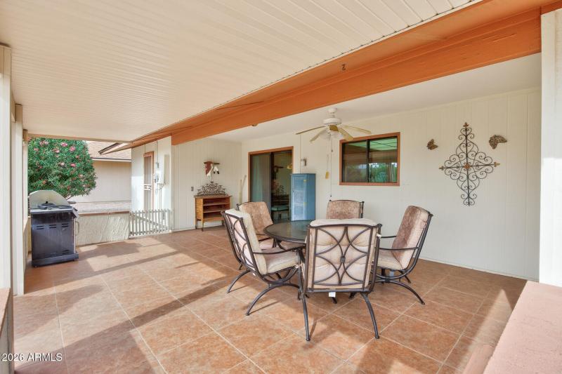 47_12611_W_Butterfield_Dr47_mls