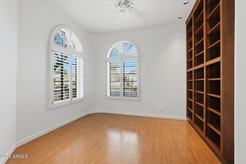 3rd bedroom used as office