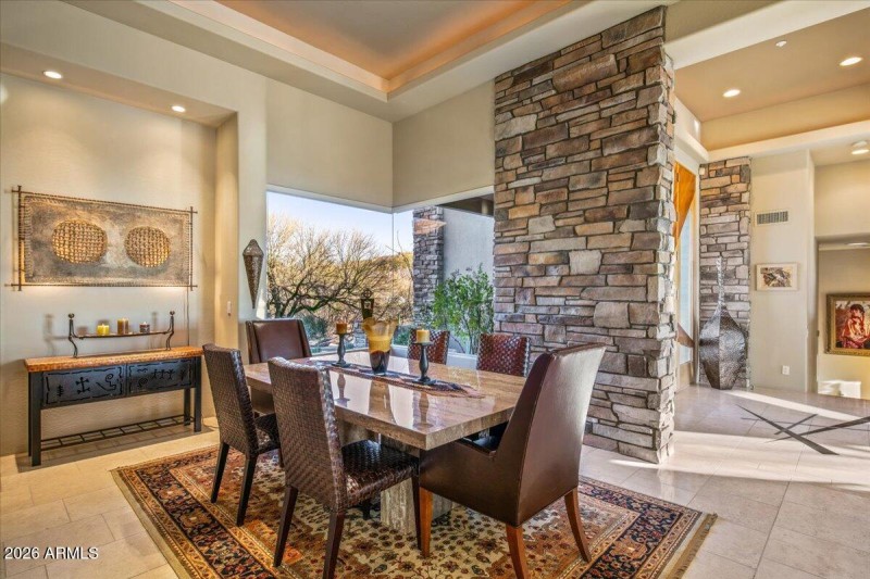 17-Formal Open Dining