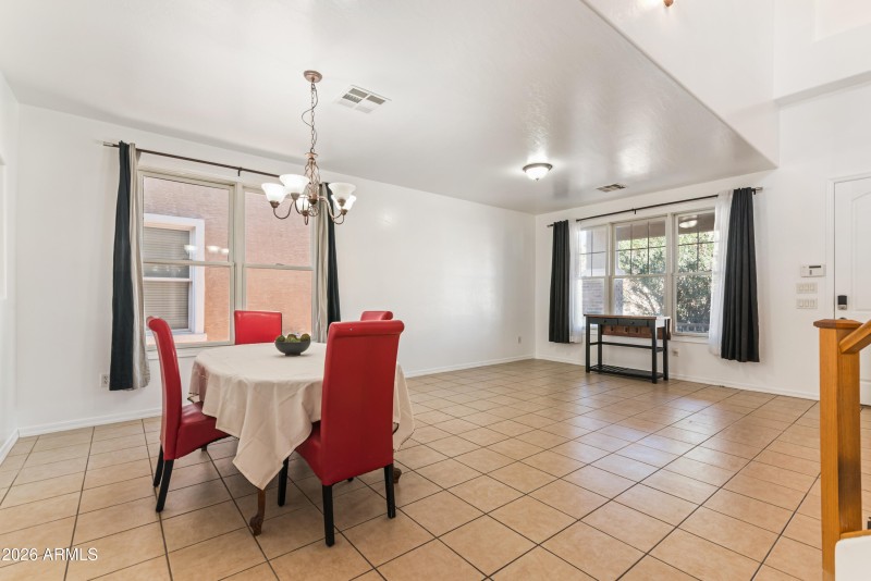 6_4027 w st charles ave-6