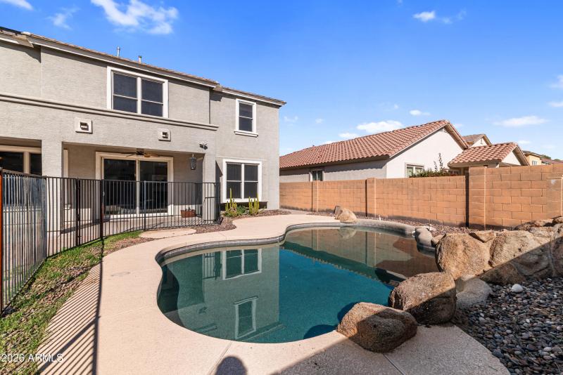 44_4027 w st charles ave-44