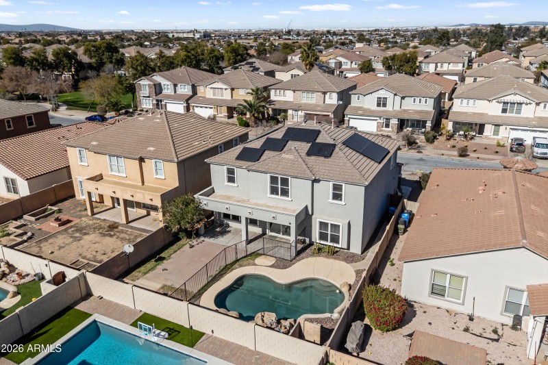 52_4027 w st charles ave-52