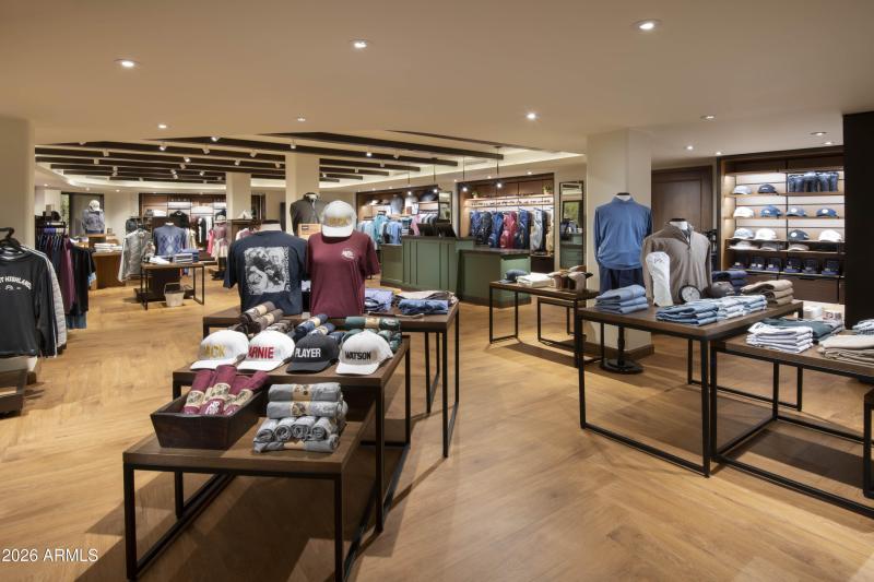 Pro Shop - Amenities of Desert Highlands