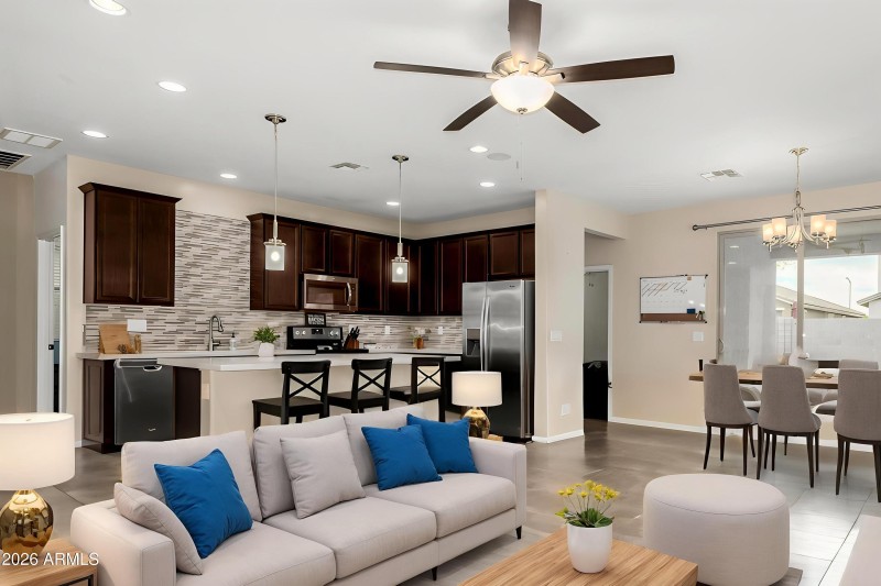 15-Townley - Living Room - Standard - 3