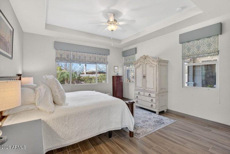 038_38-web-or-mls-61-_e_nighthawk_wa_484