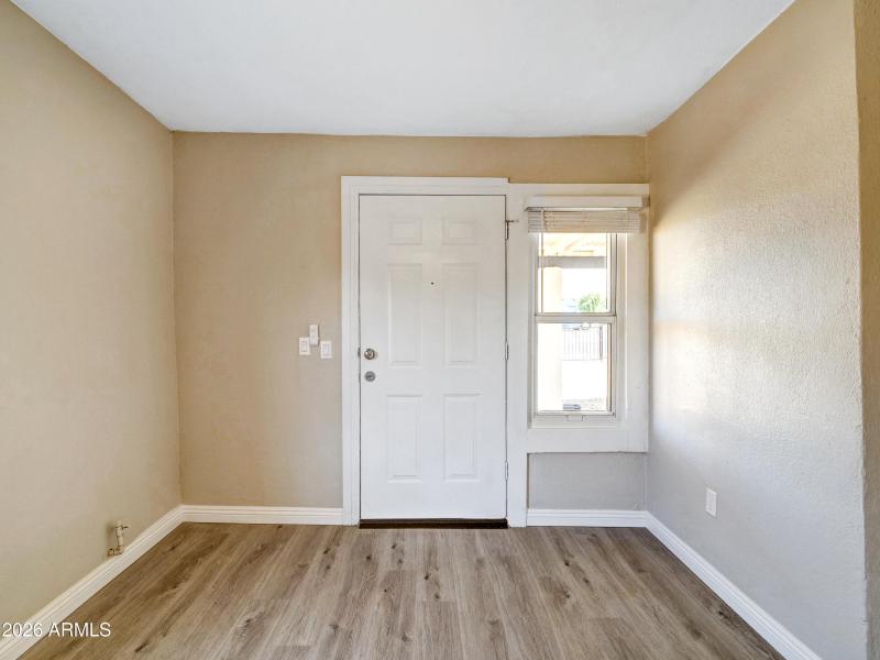 Copy of 01-820 S 15th Ave-1