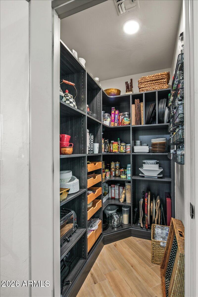 Walk-in Pantry