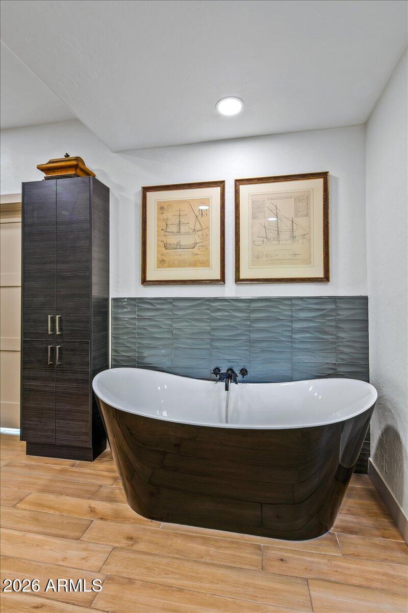 Primary Bath Details