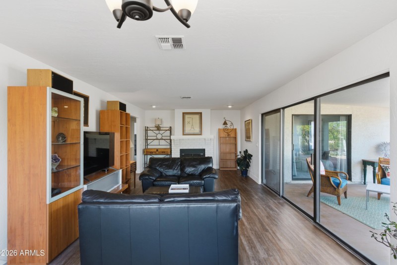 Arizona Living Inside and Outside