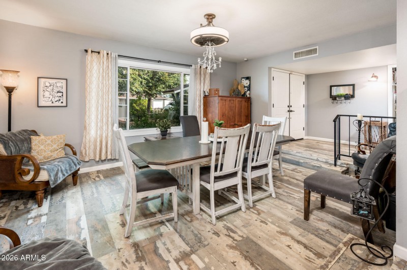 3335 W Acoma Dr - MLS-12