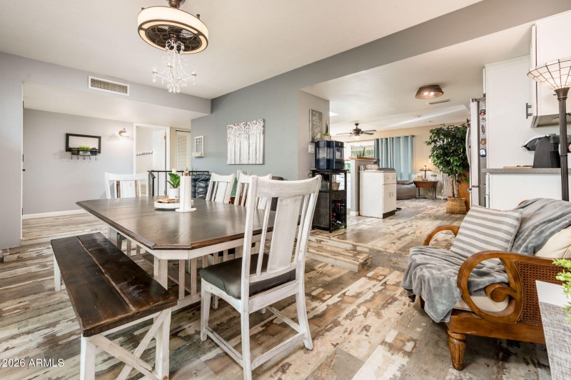 3335 W Acoma Dr - MLS-11