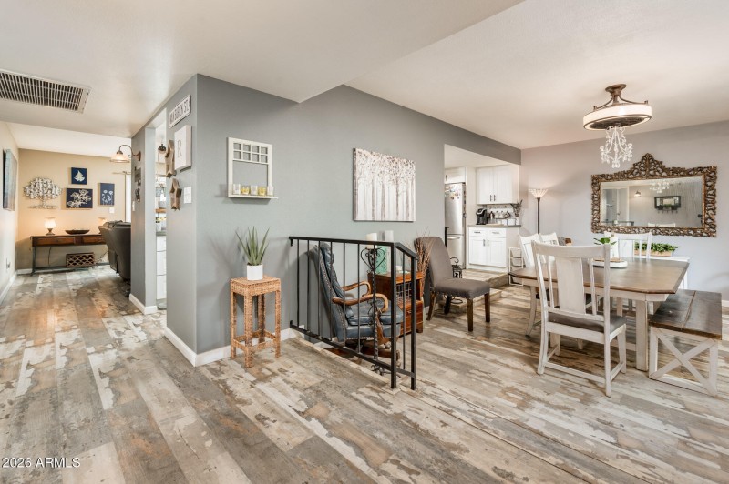 3335 W Acoma Dr - MLS-9