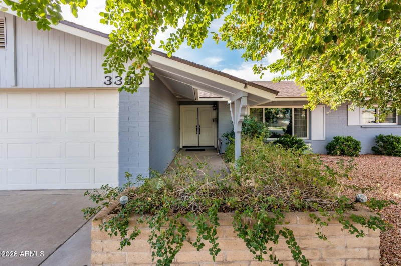 3335 W Acoma Dr - MLS-7