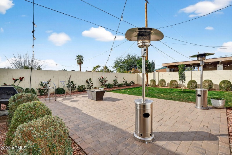 35-web-or-mls-31E Willetta St