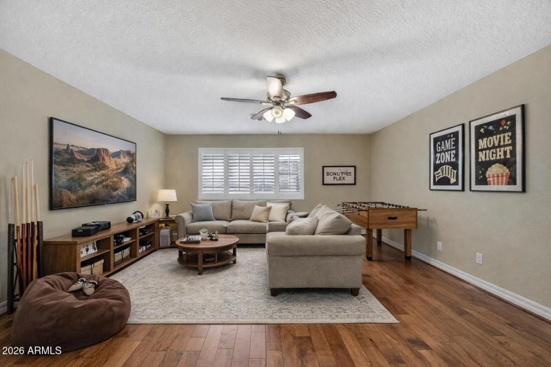 Bonus Room/6th Bedroom virtually staged