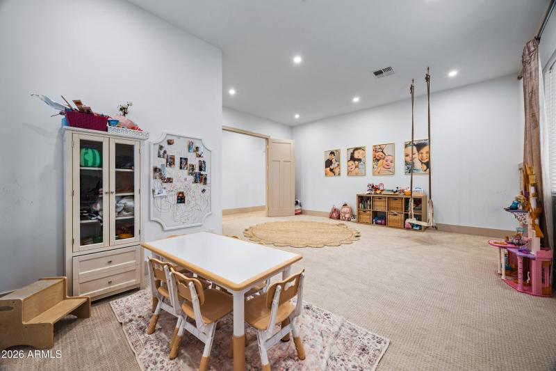 18212 E Navajo Dr-41